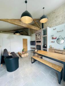 Maisons de vacances Maison de Style au coeur de la Charente Maritime : photos des chambres