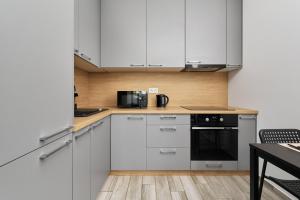 Apartment Wrocław Swojczyce by Renters