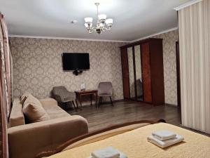 Standard Triple Room - Basement #9 room in Evropeyskiy