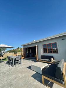 Living The Breede - Weaver Cottage