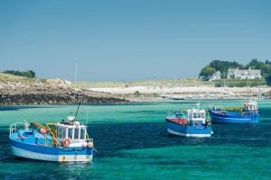 Maisons de vacances Kermartin - Maison de famille avec vue sur la baie de Morlaix : photos des chambres