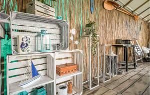 2 Bedroom Beautiful Home In Mscice