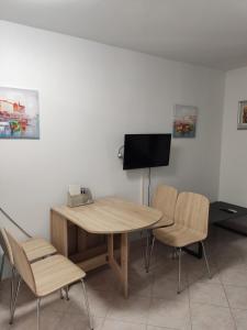 Lumbarda Apartment F2