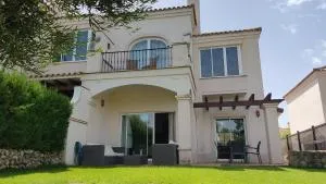 Villa Fairways Golf By Mila Prieto - Vallejas