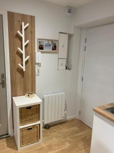 Le cocon blanc: T2 centre Ax neuf et équipé 8 pers
