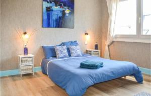 Maisons de vacances 5 Bedroom Cozy Home In Lezardrieux : photos des chambres