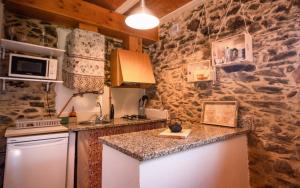 Apartamento duplex rural con chimenea y vistas panorámicas desde la cama