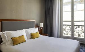 Hotels Crowne Plaza Paris Republique, an IHG Hotel : photos des chambres