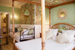 Hotels Hotel de la Bretonnerie : Deux Chambres Doubles Adjacentes 