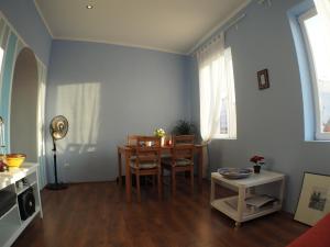 Cosy appartment w terrace in the old city centre