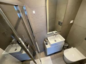 CC Downtown Palace - I