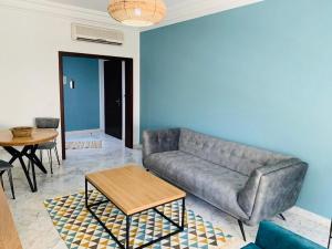 The Perfect Flat, Lac 2, Tunis