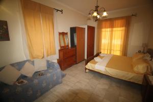 Private Villa AKOBARA, 2km from city center