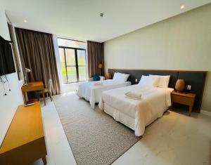 Biệt Thự Có Hồ Bơi Riêng (Villa with Private Pool)