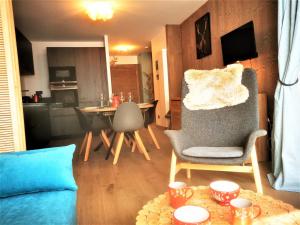 Beau T2 classé 3*, centre Les Gets, terrasse, parking, locaux à skis et vélos - FR-1-598-88
