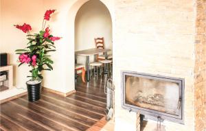 Gorgeous Home In Nowe Warpno With Wifi