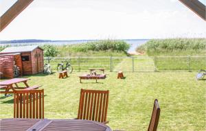 Gorgeous Home In Nowe Warpno With Wifi