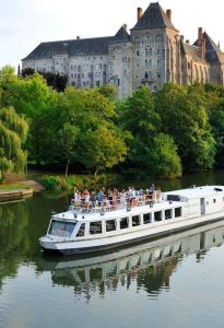 Maisons de vacances LES AIRES AVOISIENNES : Maison 3 Chambres