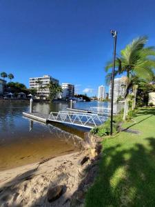 3 Bedroom Central Surfers Paradise Apartment