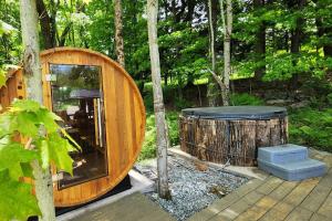 Serene 3-Bedroom Home with Dome, Hot Tub, Sauna