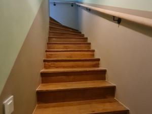 Charme et authenticité : Gîte 6 pers, rénové, jardin, proche commerces et randonnées - FR-1-585-86