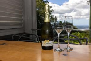 Luxury Hinterland Retreat - Family Suite with Hinterland and Ocean Views