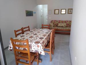 Apartamento a 100 m da Praia Grande Ubatuba
