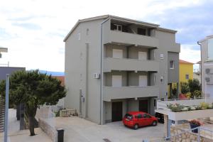 Apartment Nemira 17039a