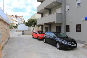 Apartments by the sea Nemira, Omis - 17039