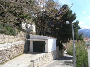 Apartments by the sea Pisak, Omis - 17056