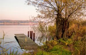 3 Bedroom Stunning Home In Wolin