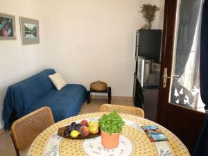 Apartments by the sea Stara Novalja, Pag - 17042