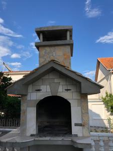 Apartments with parking space Rastici, Ciovo - 17276