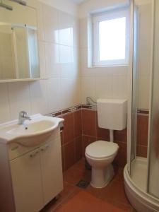 Apartments by the sea Biograd na Moru, Biograd - 17298