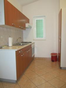 Apartments by the sea Biograd na Moru, Biograd - 17298