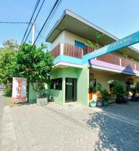 Hotel Gerung 2 near Luwes Mall Nganjuk Mitra RedDoorz