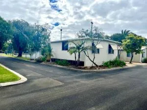 At Busso Cabin 56 - Wonnerup