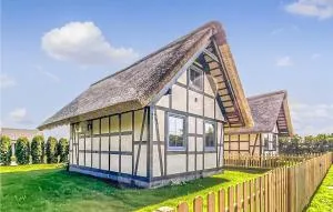 Stunning Home In Mscice With Kitchen - Mścice