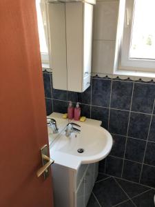 Apartments by the sea Pag - 17357