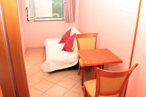 One-Bedroom Apartment room in Apartments by the sea Moscenicka Draga Opatija - 17381