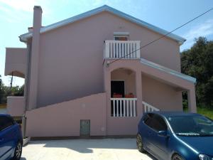 Apartments with a parking space Zaton, Zadar - 17432 