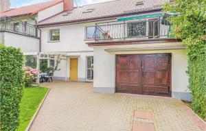 2 Bedroom Lovely Apartment In Darlowo