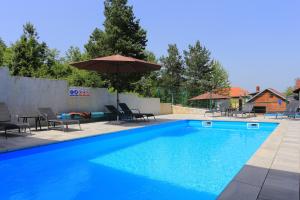 Family friendly apartments with a swimming pool Grabovac, Plitvice - 17532