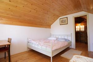 Apartments for families with children Perusic (Velebit) - 17540