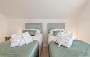 Apartments with WiFi Split - 17539