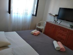 Seaside holiday house Mali Iz (Iz) - 17536