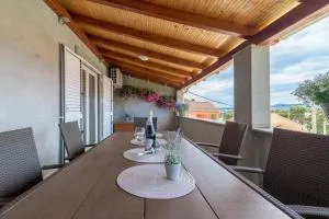 Apartments with a parking space Bibinje, Zadar - 17554 - Bibigne