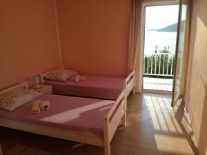 Apartments by the sea Razanj, Rogoznica - 17559