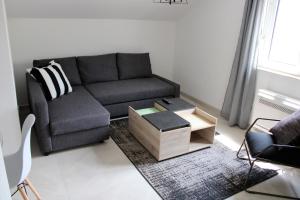 One-Bedroom Apartment with Terrace and Sea View room in Apartments by the sea Zrnovska Banja Korcula - 17457
