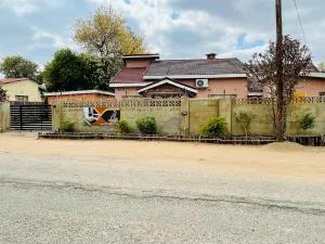 Abrama Bed And Breakfast - 弗朗西斯敦